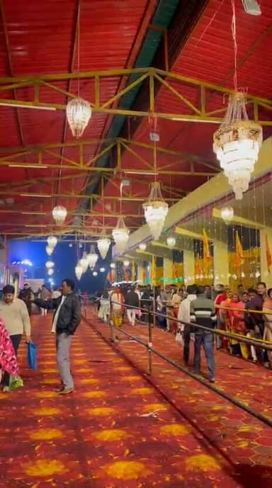 पातालेश्वर मंदिर में शिवरात्रि पर आस्था का सैलाब