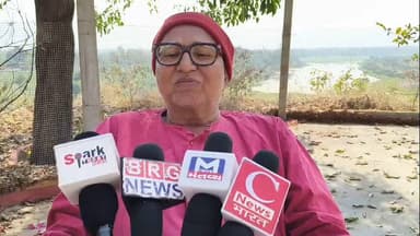 તિલકવાડાનાં શિવ મંદિરોમાં ભક્તોની ઉમટી ભીડ. ચંદ્રમૌલી સ્વામીજીએ શિવરાત્રીના નું મહત્વ સમજાવ્યું