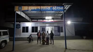 સાવલી: LCBની મોટી કાર્યવાહી,વોશિંગ મશીન-ચીમનીની આડમાં કન્ટેનરમાં સંતાડી લઈ જવાતો મોટા પ્રમાણમાં શરાબનો જથ્થો ઝડપાયો