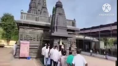 शिरूर: पिंपरी दुमाला येथे शिवरात्रीनिमित्त सोमेश्वर मंदिरात भाविकांची अलोट गर्दी