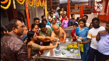 ಹುಬ್ಬಳ್ಳಿ ನಗರ: ಮಹಾಶಿವರಾತ್ರಿ ಹಬ್ಬದ ಹಿನ್ನೆಲೆ ನಗರದಲ್ಲಿ ಶ್ರೀ ಈಶ್ವರ ದೇವಸ್ಥಾನದಲ್ಲಿ ಭಕ್ತಾದಿಗಳಿಂದ ವಿಶೇಷ ಪೂಜೆ