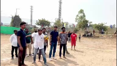 వెంకటాపుర్: జవహర్ నగర్ లో వాలీబాల్ క్రీడా పోటీలు ప్రారంభించిన రైస్ మిల్లర్ అసోసియేషన్ జిల్లా అధ్యక్షుడు బాదం ప్రవీణ్