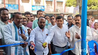 খণ্ডঘোষ: রেজিস্ট্রেশন ক্যাম্পের মাধ্যমে খন্ডঘোষে যুবক দের সহায়তা প্রদান বিধায়ক ও ব্লক সভাপতি