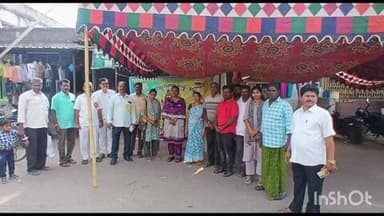 జూలూరుపాడు: చండ్రుగొండలో నూతన బస్టాండ్ ఏర్పాటు చేయాలని కోరుతూ డిపో మేనేజర్ కు వినతి పత్రం అందజేసిన గ్రామపంచాయతీ సర్పంచ్ రుక్మిణి