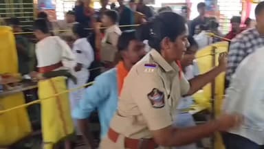 నరసాపురం: లక్ష్మణేశ్వరంలో శివనామస్మరణతో పోటెత్తిన భక్తజనం