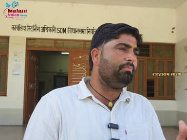 बालोतरा ADM गुड़ामालानी किसानों की वार्ता में पहुंचे.. ताजाराम सियाग बोले तीसरी महारैली की तारीख जल्दी घोषित हो सकती है ...