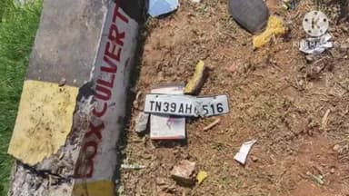 கிருஷ்ணராயபுரம்: மணவாசி டோல் கேட்டு அருகே சாலை விபத்து ஏழு வயது குழந்தை இறப்பு