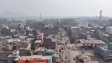 गोड्डा: गोड्डा, झारखंड में सियासत की नई इबारत, अखबार बांटने वाले साइकिल पर सवार होकर बने बदलाव की सुर्खी!