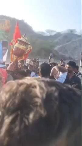 रोहतास: बंजारी के खेल मैदान में क्रिकेट टूर्नामेंट के दौरान विधायक के खिलाफ प्रदर्शन, पुतला दहन का वीडियो हुआ वायरल