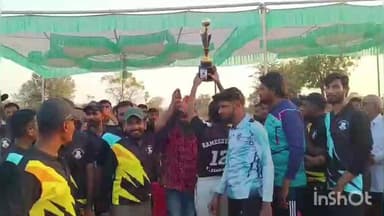 ખેરાલુ: રામપુરા ગામે તપોધન પ્રિમિયર લીગ ફાઈનલમાં સાજરા ટાઈટન્સ વિજેતા બની