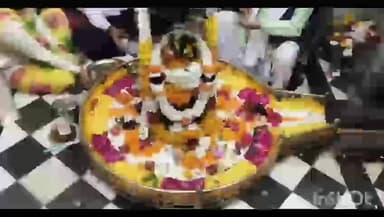 भीमपुर: भीमपुर समेत ग्रामीण क्षेत्रों के शिवालयों में महाशिवरात्रि पर उमड़ी श्रद्धालुओं की भीड़