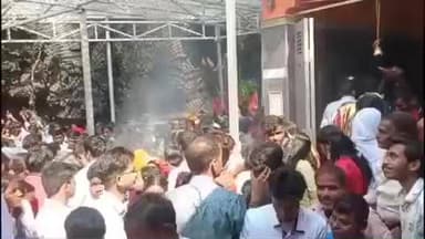 बरहेट: सांसद विजय हांसदा ने बाबा गाजेश्वर नाथ धाम शिवगादी में महाशिवरात्रि मेले का फीता काटकर किया शुभारंभ