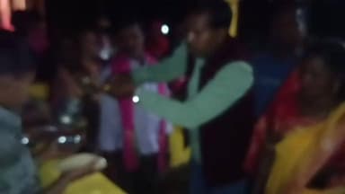 फरसाबहार: महाशिवरात्रि पर फरसाबहार क्षेत्र के शिव मंदिरों में भव्य भंडारा, हजारों श्रद्धालुओं ने प्रसाद ग्रहण किया