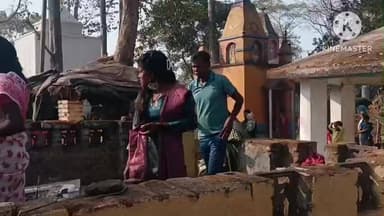 আড়শা: দেউলঘাটা মন্দিরে পুজো দিতে মানুষের সমাগম শিব রাত্রি উপলক্ষে