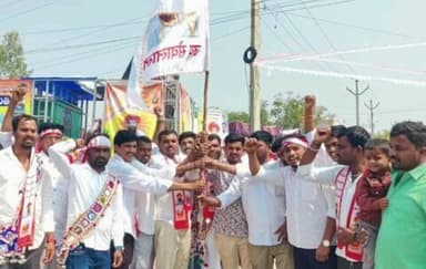 గజ్వేల్: గజ్వేల్ మున్సిపాలిటీ పరిధిలోని ఆర్ అండ్ ఆర్ కాలనీ లో జరిగిన శ్రీ సేవాలాల్ మహారాజ్ జయంతి వేడుకలు