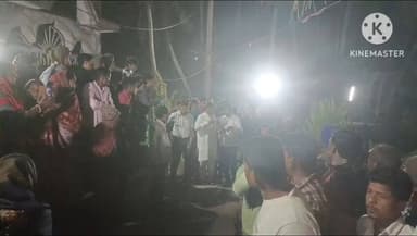 নন্দীগ্রাম ১: নন্দীগ্রামের সেনা জোয়ান প্রয়াত শুভ্রান্তু পন্ডার বাড়িতে সমবেদনা জানাতে উপস্থিত বিরোধী দলনেতা শুভেন্দু অধিকারী