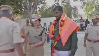 ಮಂಡ್ಯ: ಪೊಲೀಸರಿಗೆ ಸಹಾಯ ಮಾಡಿದ ಜನರಿಗೆ ನಗರದಲ್ಲಿ ಸನ್ಮಾನ