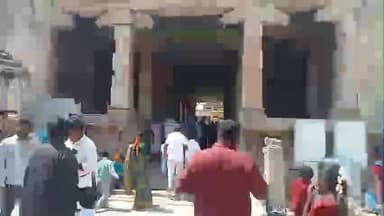 ಮುಳಬಾಗಿಲು: ಶ್ರೀ ಕ್ಷೇತ್ರ ಆವಣಿಯಲ್ಲಿ ವೈಭವದ ಮಹಾಶಿವರಾತ್ರಿ ಹಬ್ಬ, ದೇವಾಲಯಕ್ಕೆ ಸಾವಿರಾರು ಭಕ್ತಾದಿಗಳ ದಂಡು