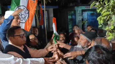 হলদিবাড়ি: বক্সিগঞ্জে বড় ভাঙন! বিরোধী শিবির ছেড়ে ২৭ পরিবার যোগ দিল তৃণমূলে, কী বললেন বিধায়ক পরেশ অধিকারী?