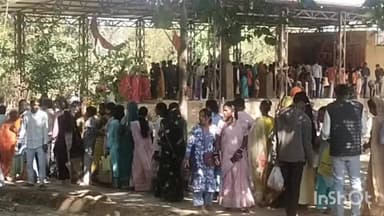 लुण्ड्रा: सरगुजा जिले के उदयपुर क्षेत्र में स्थित महेशपुर मंदिर में शिवरात्रि पर श्रद्धालुओं का सैलाब उमड़ा