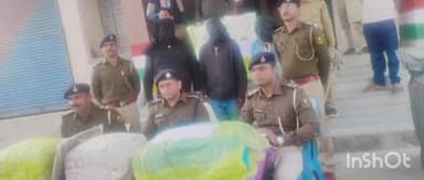 घोघरडीहा: घोघरडीहा थाना पुलिस ने गांजे व अन्य सामान के साथ दो धंधेबाजों को गिरफ्तार कर न्यायिक हिरासत में भेजा