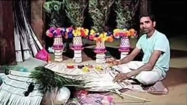 ડેડીયાપાડા: હોળી ધુળેટી અગાઉ ઘેરૈયાઓ માટે મોરપીંછ મુગટ તૈયાર કરાયા.