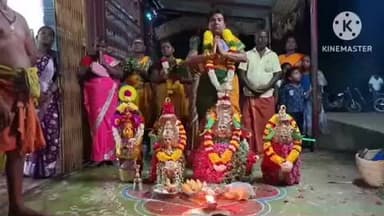 கிருஷ்ணராயபுரம்: ஸ்ரீ அங்காள பரமேஸ்வரி ஸ்ரீ மலையாள கருப்பண்ணசாமி ஆலயத்தில் பூக்குழி விழா