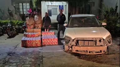 જેતપુર પાવી: છોટાનગર પાસેથી પોલીસે ક્રેટા કારને લઈ જવાતો કુલ કિ.રૂ ૯,૬૧,૦૦૦ મુદ્દામાલ ઝડપી પાડ્યો.