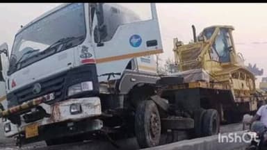 అశ్వారావుపేట: ములకలపల్లి మండల కేంద్రంలో అదుపుతప్పి డివైడర్ను ఢీకొన్న లారీ, డ్రైవర్ కు స్వల్ప గాయాలు