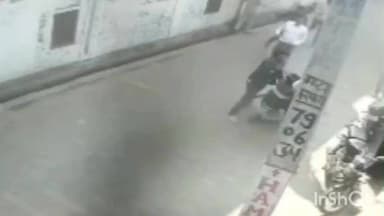 गढ़मुक्तेश्वर: गांव वैट में मामूली बात पर दबंगों ने व्यक्ति पर किया जानलेवा हमला, घटना का CCTV फुटेज आया सामने