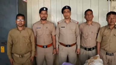 মাদারিহাট: আন্তঃ রাজ্য বন্যপ্রাণী পাচার চক্রের সঙ্গে জড়িত তিনজনকে গ্রেফতার করলো জলদাপাড়া বনবিভাগের কর্মীরা