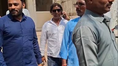 ખંભાત: ખંભાત નગરપાલિકાના સફાઈ કામદારોના પડતર પ્રશ્નો અંગે ‘સમસ્ત વાલ્મીકી સમાજ ગુજરાત’ દ્વારા ચીફ ઓફિસરને લેખિતમાં રજૂઆત