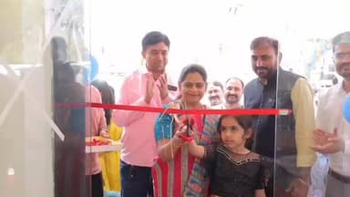 મોરવા હડફ: મોરવા હડફના નાટાપુર ગામે ધારાસભ્ય નિમિષાબેન સુથારના હસ્તે નવા પેટ્રોલ પંપને લોકાર્પિત કરવામા આવ્યુ હતુ