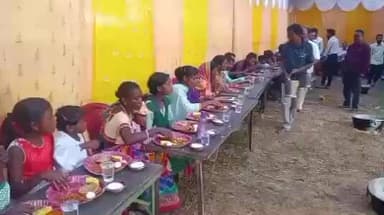 आदित्यपुर गम्हरिया: बुरूडीह में शिव विवाहोत्सव के बाद प्रीतिभोज में उमड़ी हजारों श्रद्धालुओं की भीड़