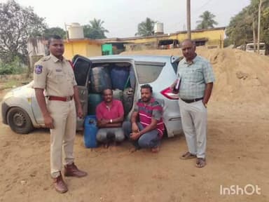 జూలూరుపాడు: అక్రమంగా తరలిస్తున్న 600 లీటర్ల డీజిల్ ను, ఇద్దరు వ్యక్తులను అదుపులోకి తీసుకున్న దమ్మపేట పోలీసులు