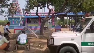 ஆவுடையார் கோவில்: கடவாக்கோட்டையில் சிவராத்திரி விழாவை கொண்டாட விடாமல் கோவிலை பூட்டிய அதிகாரிகள் சாலை மறியல் உள்ளிட்ட போராட்டங்கள் நடத்தப் போவதாக மக்கள் அறிவிப்பு