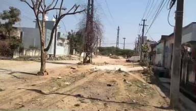 आबू रोड: आबूरोंड मानपुर गणेश मंदिर के पास हाउसिंग बोर्ड कॉलोनी मे 6 साल से अधूरी जर्जर सड़क पर लोगों का फूटा गुस्सा#jansmasya