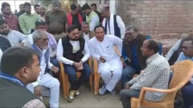 रसड़ा: रसड़ा में हत्याकांड के पीड़ित परिवार से विधायक के भाई ने की मुलाकात, सौंपा ₹5 लाख का चेक