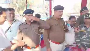 पाकुड़िया: पाकुड़िया थाना में पुलिसकर्मियों को खिलाई गई फाइलेरिया रोधी दवा, राज्य स्तरीय टीम ने की निगरानी