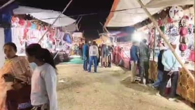 নয়াগ্রাম: শিব চতুর্দশীতে নয়াগ্ৰামের রামেশ্বর শিব মন্দির প্রাঙ্গণে উৎসবের ঢল, মেলায় উপচে পড়া ভিড়