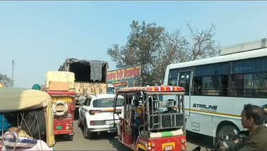 वारिसनगर: मथुरापुर बूढ़ी गंडक नदी पुल पर लगा भीषण जाम, राहगीर और वाहन चालक परेशान