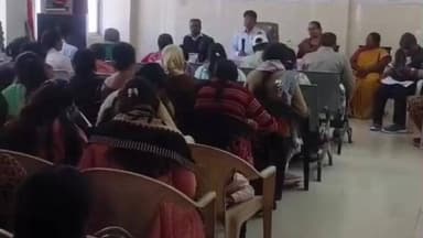 देवेंद्रनगर: सामुदायिक स्वास्थ्य केंद्र देवेंद्रनगर में ब्लॉक स्तरीय समीक्षा बैठक का आयोजन किया गया