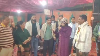 कोलेबिरा: अनजान शाह पीर बाबा मजार के उर्स में उमड़ी भीड़, रात भर चली कव्वाली