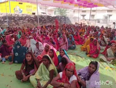 गढ़ी: गढी में आदिवासी महिला संगठन का गठन, सामाजिक कुरीतियों को मिटाने और शिक्षा को बढ़ावा देने का लिया संकल्प