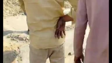 बिदुपुर: मधुरापुर में पुल निर्माण का गड्ढा बना हादसे का कारण, बुजुर्ग गिरे, बाल-बाल बचे