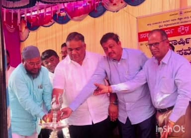 ಶಿಗ್ಗಾಂವ: ಪಟ್ಟಣದಲ್ಲಿ ಶಾಲೆಯಲ್ಲಿ ನಡೆದ ವಾರ್ಷಿಕ ಸ್ನೇಹ ಸಮ್ಮೇಳನ ಉದ್ಘಾಟಿಸಿದ ಶಾಸಕ ಪಠಾಣ್