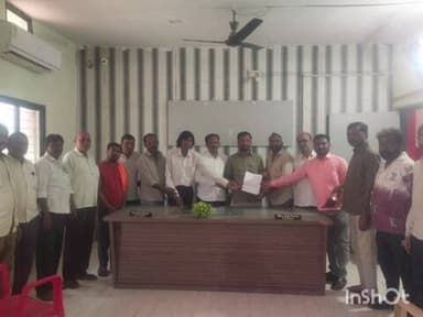 चिमूर: नगरपंचायत च्या कारवाईनंतर व्यापाऱ्यांचे भवितव्य टांगणीला