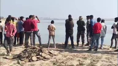 सहदेई बुजुर्ग: गंगा किनारे मिला अज्ञात युवक का शव, पोस्टमार्टम के लिए भेजा गया