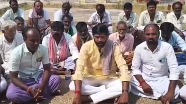 ಕುಕನೂರ: ನೆಲಜೇರಿ ಬೈರನಾಯಕನ ಹಳ್ಳಿಗಳ ರೈತರ ಜಮೀನಿನ ಪಂಪಸೆಟ್ ಗಳಿಗೆ ಬೆಳಗ್ಗೆ 9-00 ಗಂಟೆಯಿಂದ ವಿದ್ಯುತ್ ಒದಗಿಲು ರೈತರ ದಿಢೀರ್ ಪ್ರತಿಭಟನೆ