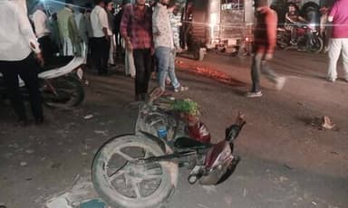 पैठण: विहामांडवा येथे गतिरोधका अभावी दररोज होत आहे अपघात नागरिक झाले त्रस्त